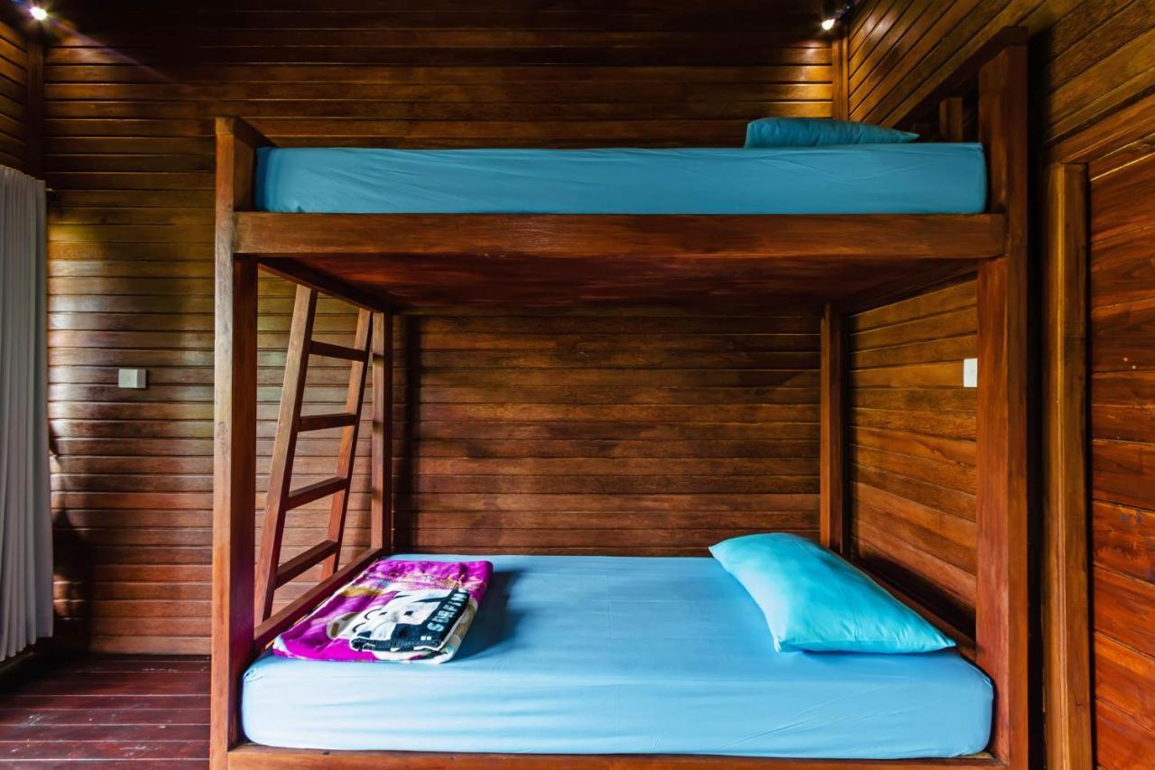 Titi Hostel Lembongan Dış mekan fotoğraf